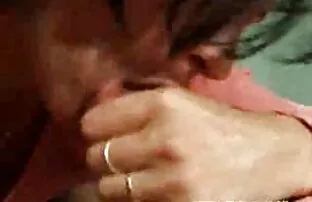 XXX 赤毛Lauren 女 マッサージ 師 えろ Phillipsは彼女のお尻でおもちゃのコックが大好きです！