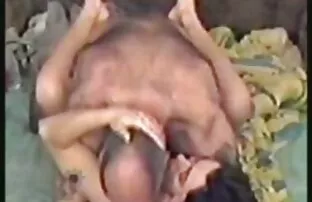 XXX インドの女の子柄 女性 の ため えろ