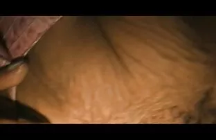 XXX 白いドレスの赤毛の美しさ オナニー 女 えろ