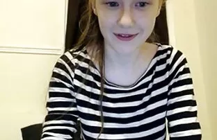 XXX ウェイターは恥ずかしがり屋だったモデルになりた 女性 器 えろ